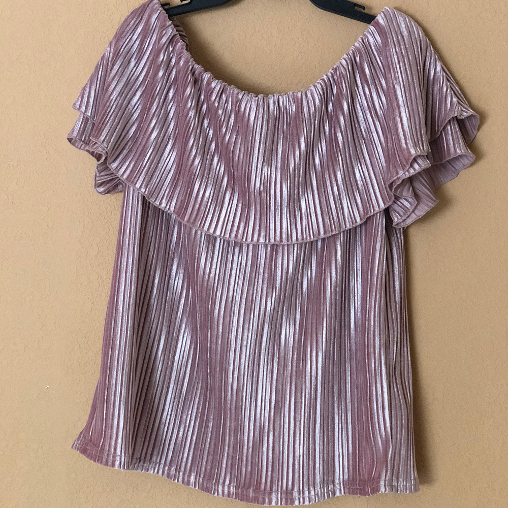 NWT Sanctuary Off the Shoulder Shirt